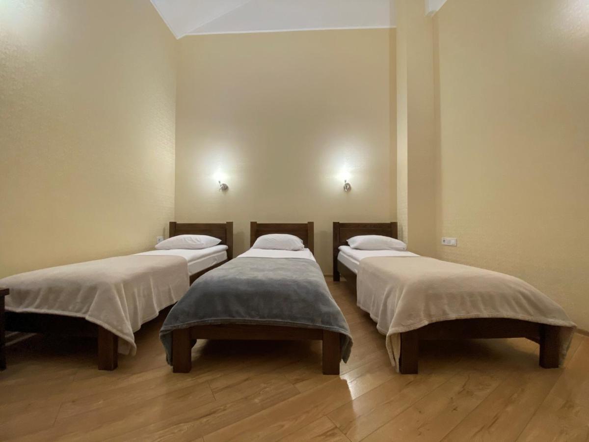 Passage Hotel Ternopil Ngoại thất bức ảnh