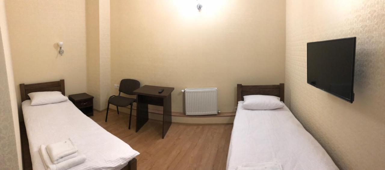 Passage Hotel Ternopil Ngoại thất bức ảnh